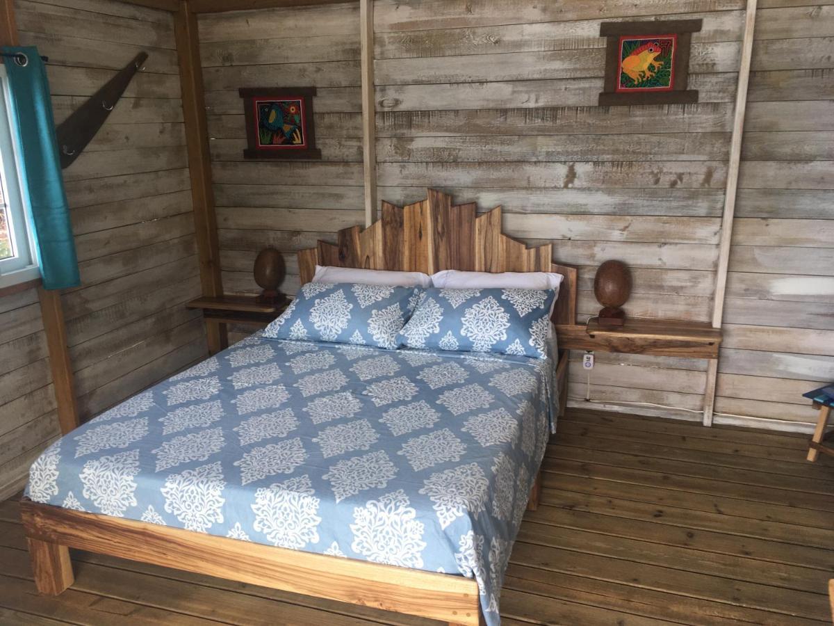 El Toucan Loco Floating Lodges Tierra Oscura Exterior foto