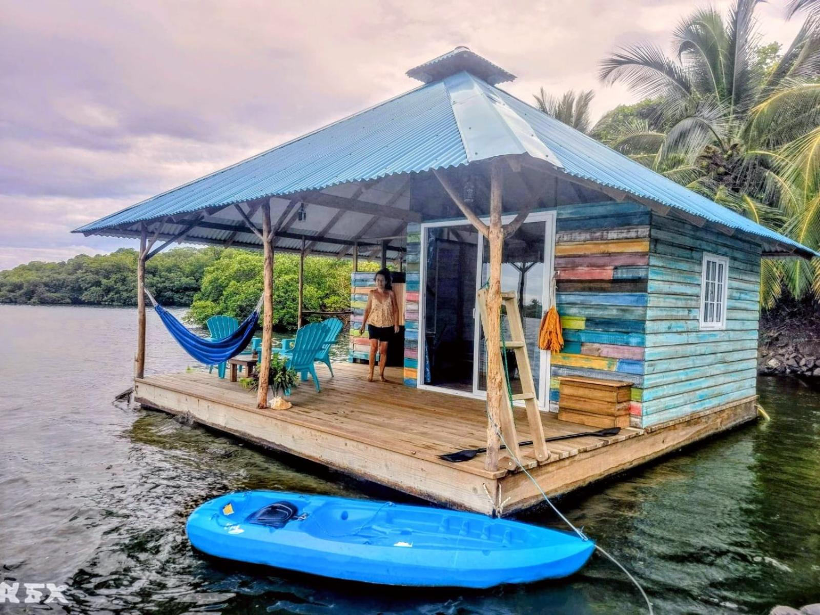 El Toucan Loco Floating Lodges Tierra Oscura Exterior foto
