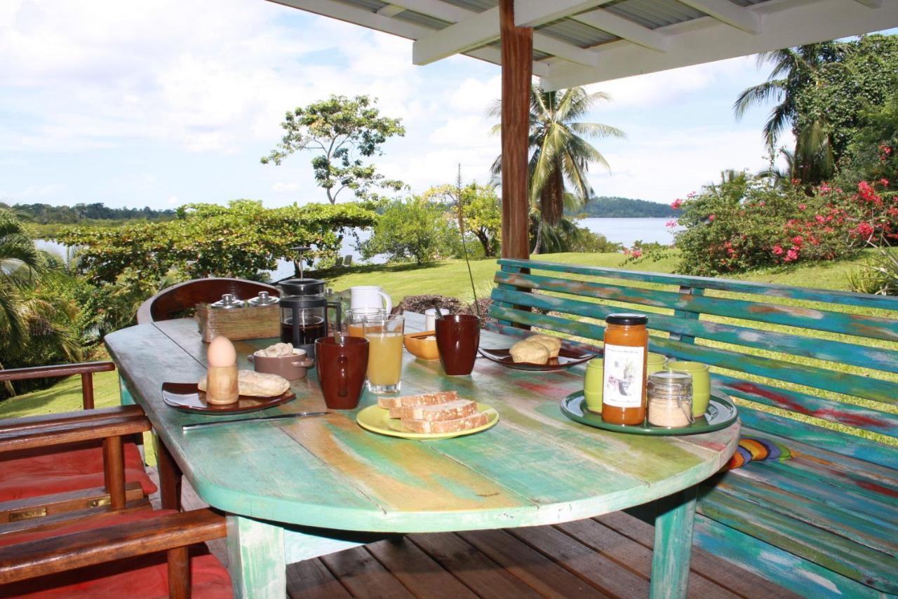 El Toucan Loco Floating Lodges Tierra Oscura Exterior foto